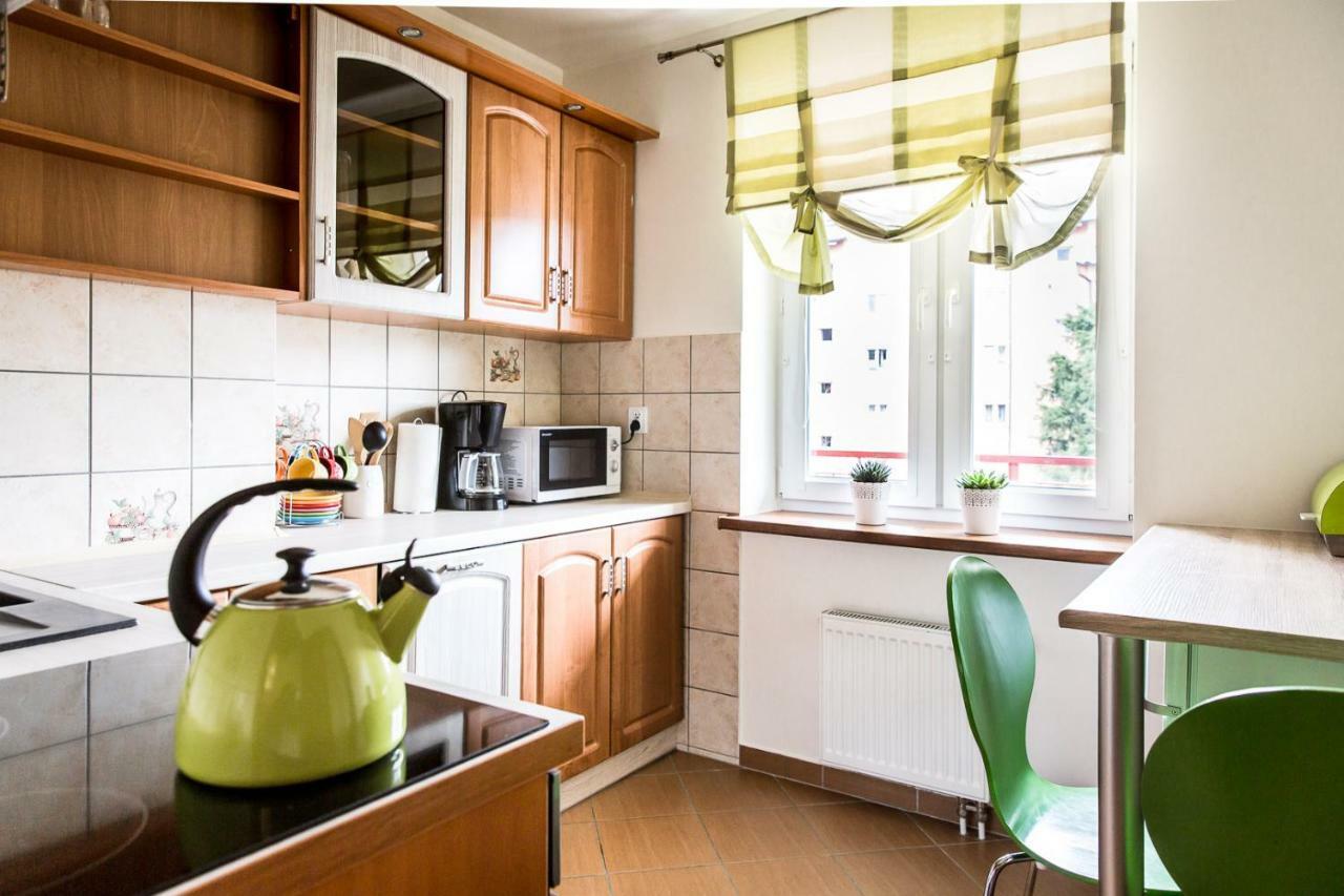Apartament Optima Ustrzyki Dolne Exterior photo